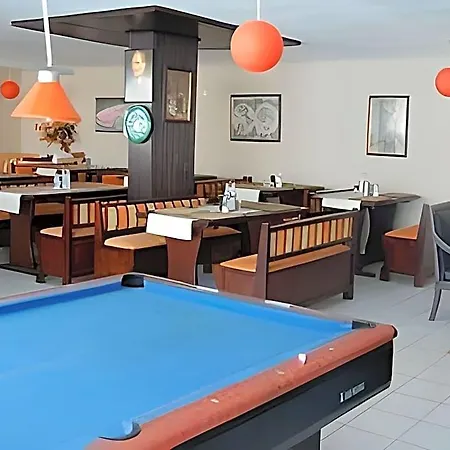 Can Hotel Ξενοδοχείο 2*