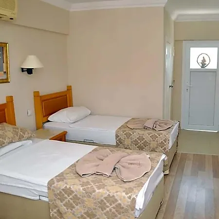 Ξενοδοχείο Can Hotel