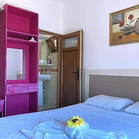 Ξενοδοχείο Can Hotel 2*